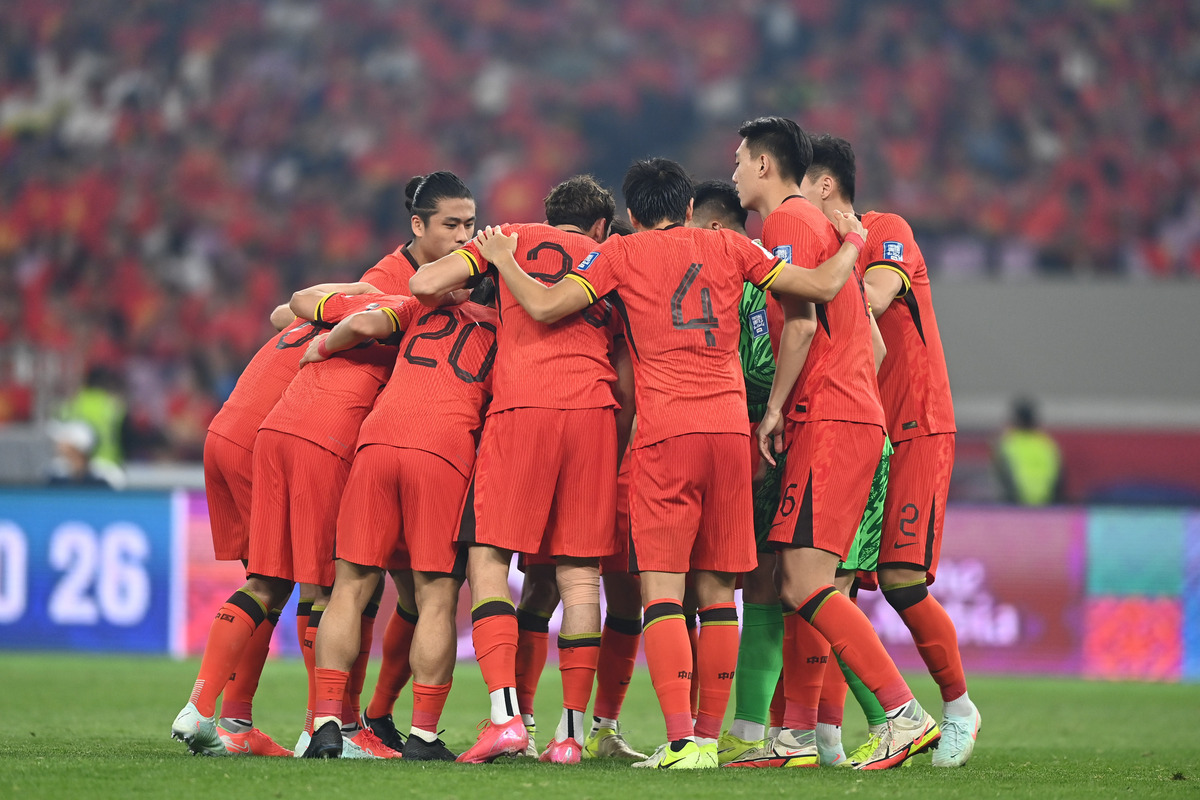 中国足球联赛轰动全民，球员们备战状态良好的简单介绍